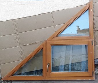Predám trojuholnikové eurookno š 170 x v 140 - 2