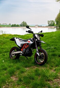 KTM SMC 690 R - 2