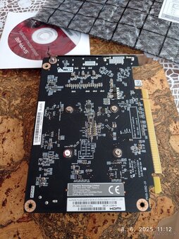 SAPPHIRE PULSE RADEON RX550 4G GDDR5 - 2