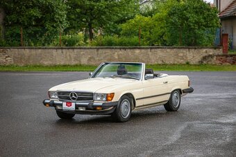Mercedes-Benz SL 380 R107 - 2
