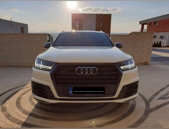 AUDI Q7 Quattro - 2
