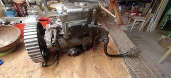 Rotačné čerpadlo 1.9 TDI 66kw golf mk3 (1995) - 2