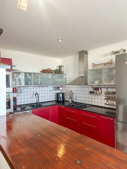 Pražský typ byt s veľkou loggiou, Jaltska - 2