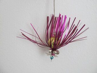 Predám staré vianočné ozdoby z čias socializmu. - 2