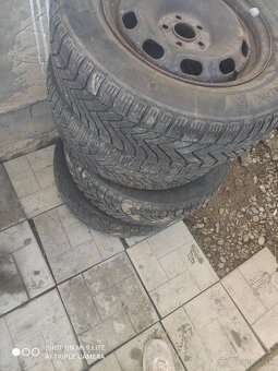 Predám zimné gumy 195/65R15 - 2