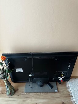TV Samsung - 2