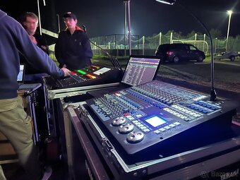 Avolites Pearl 1024 - 2