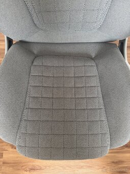 Kancelárske kreslo - 2