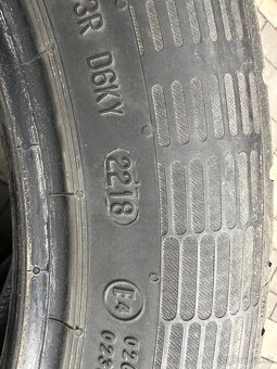 215/55 R17 V - 2