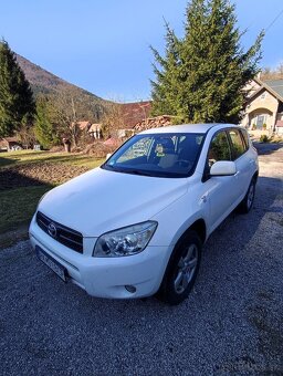 Toyota RAV4 - 2