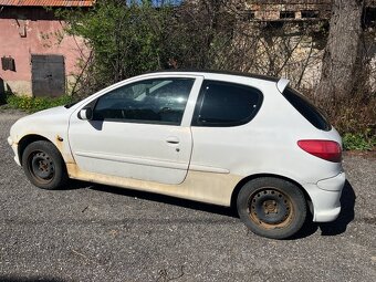 Predám Peugeot 206 - 2