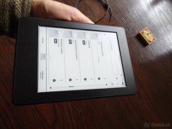 Predám elektronickú čítačku kníh-digitálnu zn.KINDLE - 2