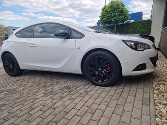 Predam Opel Astra GTC 1,4T AUTOMAT - 2