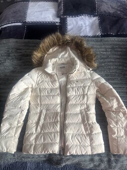 Tommy Hilfiger zimna bunda na predaj - 2