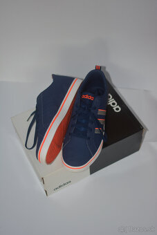 Adidas VS Pace - 2