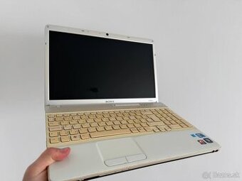 SONY VAIO i3, 500gb,Čistý Windows 10 a Word,Excel,PowerP2024 - 2