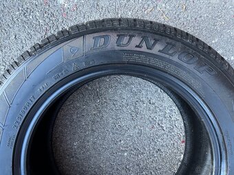 225/60 R17 Dunlop SP Winter Sport 3D - 2