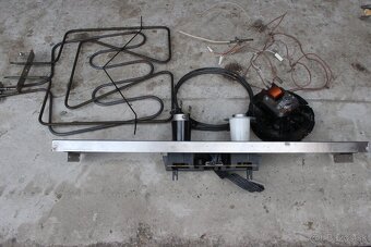 Diely elektrickej rury Whirlpool AKZ 433/IX 3.65 kW - 2