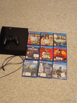 Predám PS4 fornyte - 2