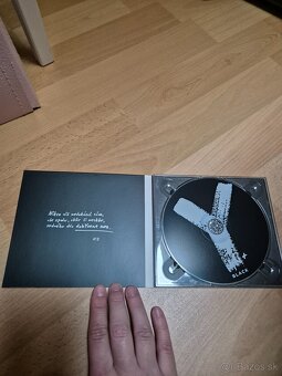 Predám 2 CD ypsilon white a ypsilon black - 2