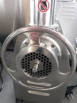 Mlynček na maso MG 22 - 2