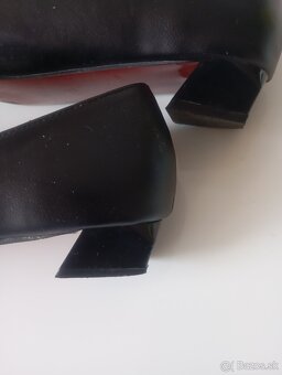 Elegantné čierne lodičky č. 39 - 2