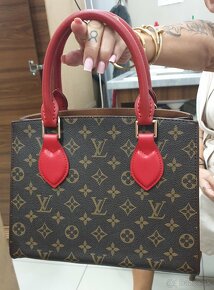 Predám kabelku LV - 2