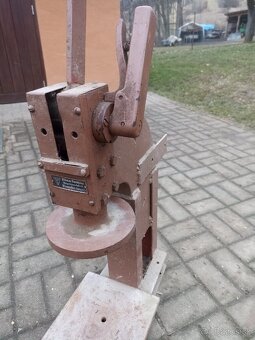 Ručný lis - 2