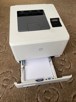 Farebná laserová tlačiareň HP Color Laser Jet Pro M454dn - 2