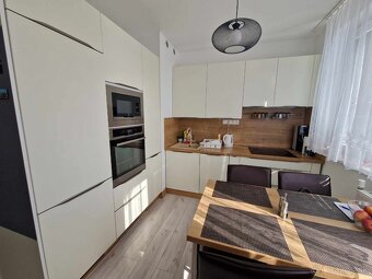 Trnava- Modranka predaj 3 iz.bytu s garážou a záhradkou. - 2