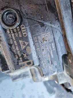 A6 c7 4g predne led svetlo prave - 2