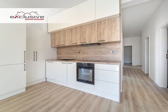 3 IZBOVÝ BYT – TRNKOV, 89 M2, KRYTÉ PARK. MIESTO - 2