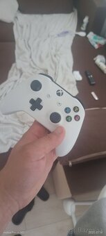 Xbox One s - 2