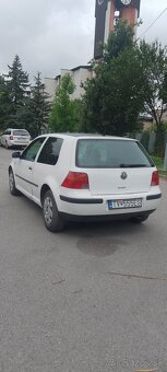 Golf 4 - 2