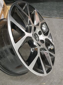 Elektrony/alu disky r17 - 2
