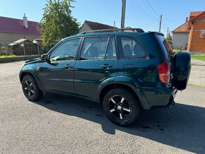 Rozpredam Toyota Rav4 2.0D 85kw 2003 - 2
