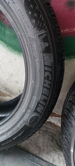 Predám zimné Michelin X-Ice 235/50/r18 - 2