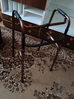 Chodítko pre seniorov - 2