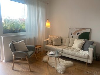 Koženná pohovka bežová - 2