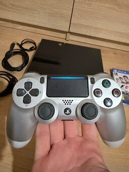 Sony PlayStation 4 Fat 500GB + originál ovládač a hra - 2