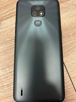 Motorola E7 - používaný - 2