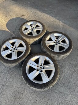 5x100 r16 215/45 r16 Originál škoda - 2