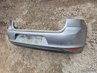 Predám zadný nárazník na Volkswagen Golf 7 VII krátky - 2