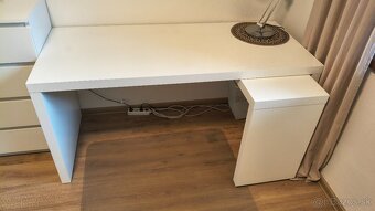 IKEA stôl MALM s výsuvným panelom - 2