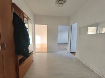 PREDAJ 3,5- izbový byt v úplnom centre mesta - 2