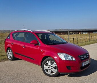 Kia Ceed 1.4 16V 77KW/105 koní R.V.11/2008 - 2