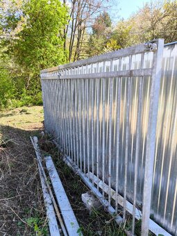 Priemyselná brána - 2