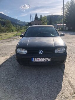 Golf 4 - 2