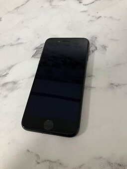 iPhone 7 32GB - 2