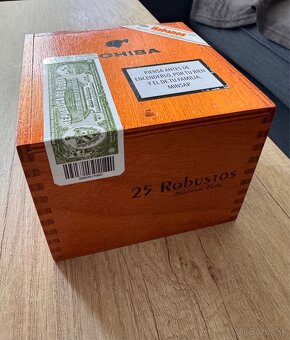 Cigary Cohiba Robustos 25ks balenie - 2